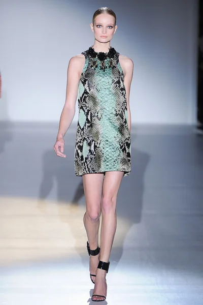 Look 37